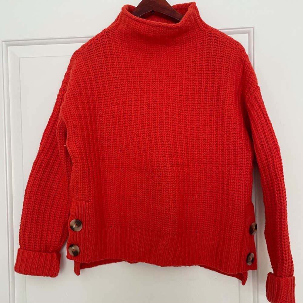 Madewell orange mock turtle neck sweater with side button details size xs